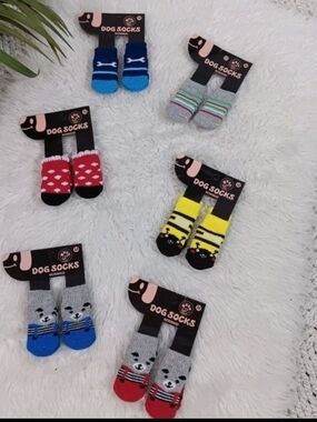NWT Joyspet Colorful Non-Skid Dog Socks 6 Pairs, Medium